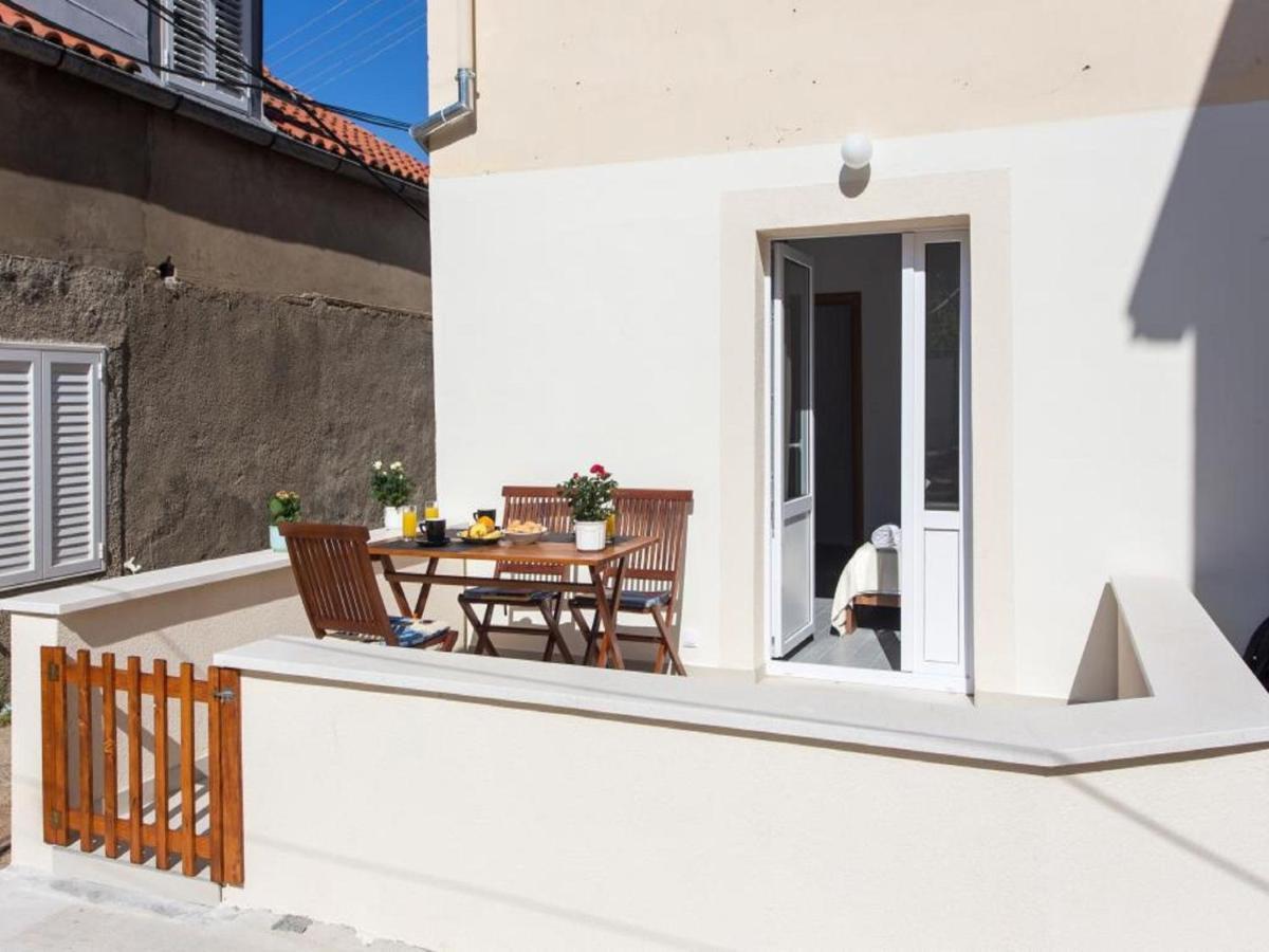 Maricol Apartment *